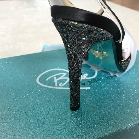 NWT Betsey Johnson Jilly glitter heels - Picture 7 of 7